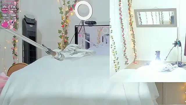 Genesis Love   online show from October 2025 09:27:01 AM