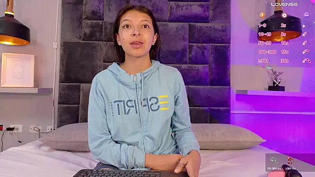 sheylawood online show from February 2026 02:26:01 PM