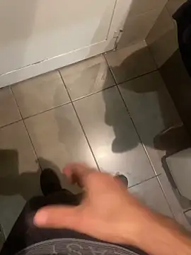 mikekmi21 online show from February 2025 12:36:02 PM