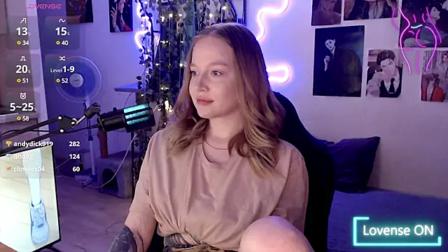 Snapshot of lissallor_ chatting on February 2025 01:06:01 PM lissallor online show from February 2025 01:06:01 PM