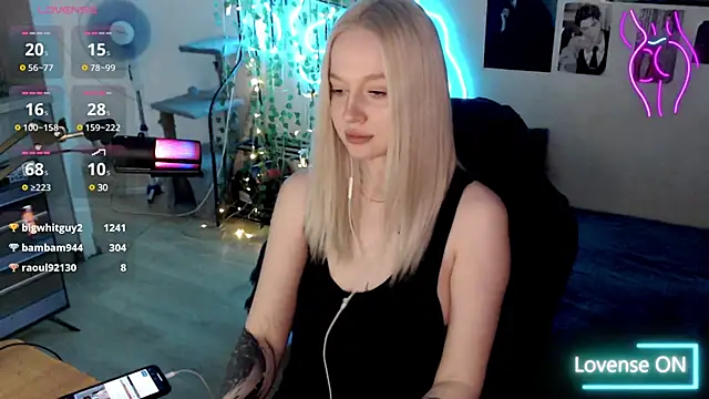 Snapshot of lissallor_ chatting on March 2025 10:07:02 PM lissallor online show from March 2025 10:07:02 PM