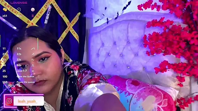 Snapshot of Leah_yuah_ chatting on October 2025 09:21:02 AM Leah yuah online show from October 2025 09:21:02 AM