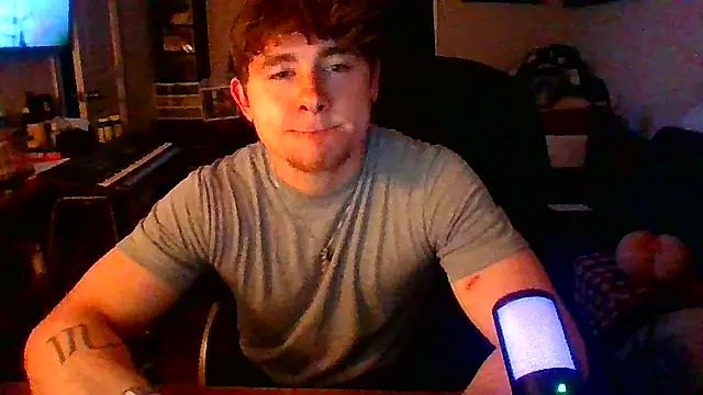 Snapshot of JCstrings chatting on March 2025 06:47:02 AM JCstrings online show from March 2025 06:47:02 AM