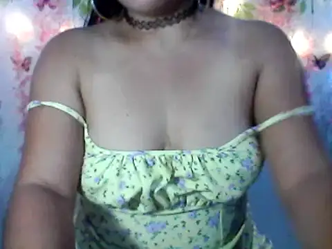 Snapshot of shashel5 chatting on February 2025 06:49:02 AM shashel5 online show from February 2025 06:49:02 AM