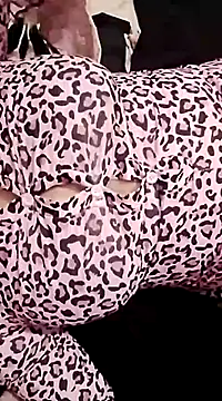 Snapshot of kitty_2000 chatting on February 2025 09:25:02 AM kitty 2000 online show from February 2025 09:25:02 AM