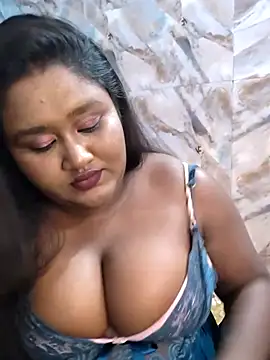 horny diana online show from April 2026 05:32:02 PM