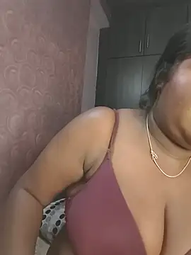 horny diana online show from June 2026 05:41:01 PM