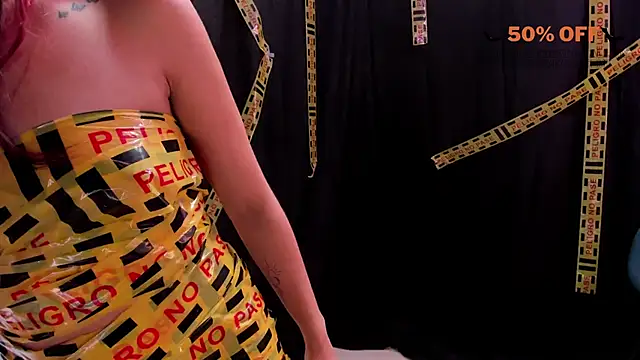 Laura Bonnet  online show from October 2025 03:13:01 PM