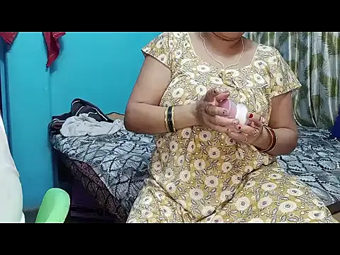 Snapshot of longsexji chatting on October 2025 05:24:02 PM longsexji online show from October 2025 05:24:02 PM