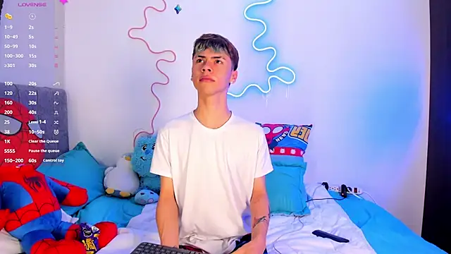 callum 77 online show from October 2025 05:17:02 AM