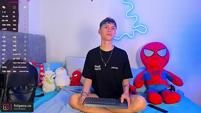 callum 77 online show from October 2025 06:54:01 AM