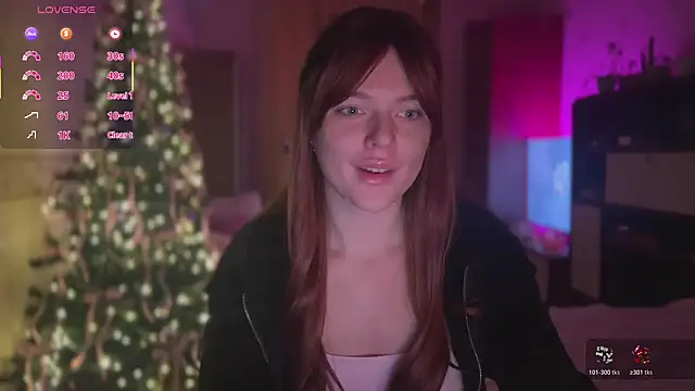 Snapshot of CherryRed_Girl chatting on December 2025 11:32:01 PM CherryRed Girl online show from December 2025 11:32:01 PM