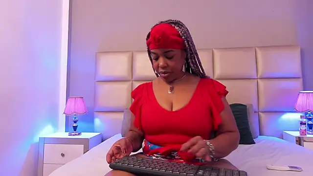 ConnySullivan online show from March 2025 01:13:02 PM