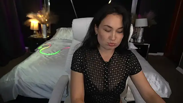 Snapshot of LilyFoxyy chatting on November 2025 01:54:02 PM LilyFoxyy online show from November 2025 01:54:02 PM