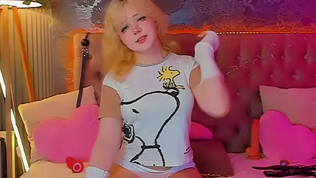 EmilyAngells online show from April 2026 05:47:01 AM