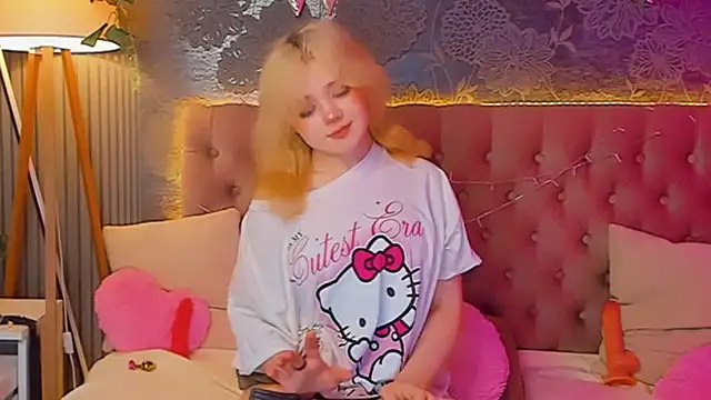 EmilyAngells online show from April 2026 06:16:02 AM