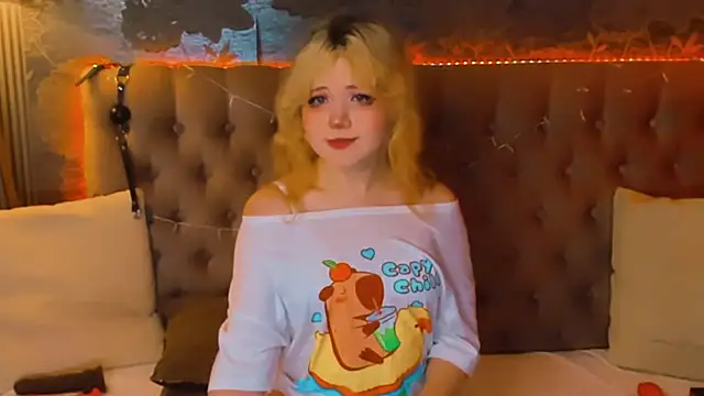 EmilyAngells online show from May 2026 06:44:01 AM