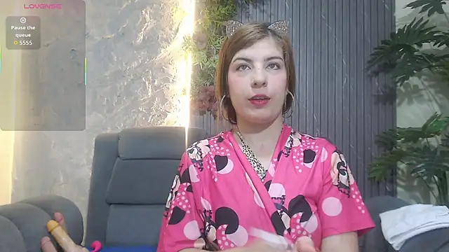 denise babe  online show from April 2026 12:31:01 PM