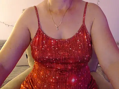 YourfantasyGiuly online show from June 2026 06:51:02 AM