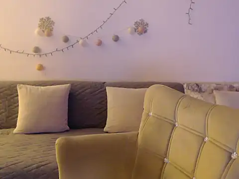 YourfantasyGiuly online show from June 2026 06:56:02 PM