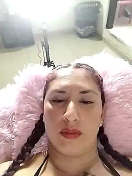 Megan-01- online show from March 2025 02:25:01 AM