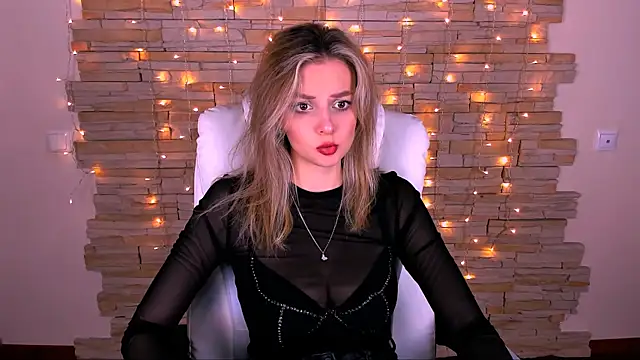 Snapshot of melissa_richardson chatting on February 2025 06:15:02 PM melissa richardson online show from February 2025 06:15:02 PM