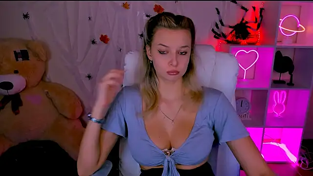 Snapshot of melissa_richardson chatting on October 2025 08:33:02 AM melissa richardson online show from October 2025 08:33:02 AM