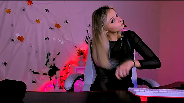 Snapshot of melissa_richardson chatting on November 2025 04:51:02 PM melissa richardson online show from November 2025 04:51:02 PM