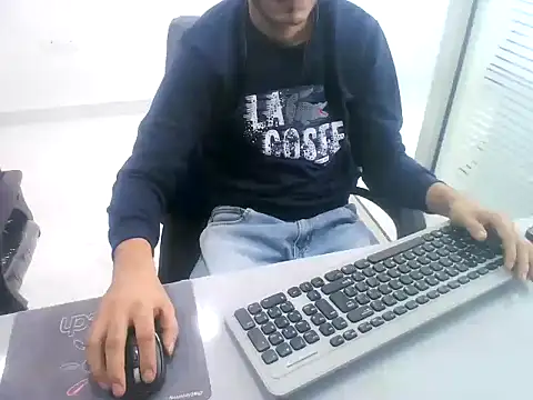 Snapshot of rahulkajuuu0909 chatting on November 2025 09:57:01 AM rahulkajuuu0909 online show from November 2025 09:57:01 AM