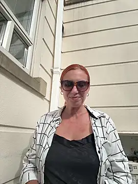 Snapshot of YNA_ELLA chatting on September 2025 11:03:01 AM YNA ELLA online show from September 2025 11:03:01 AM