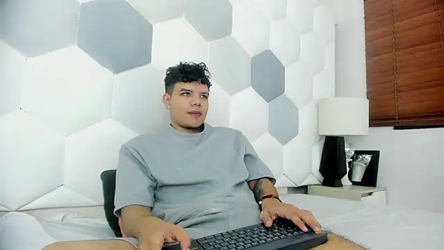 Snapshot of Axel_Forte chatting on April 2026 02:00:02 PM Axel Forte online show from April 2026 02:00:02 PM
