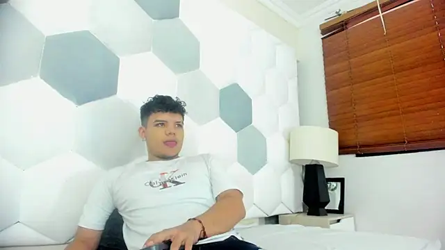 Snapshot of Axel_Forte chatting on April 2026 01:50:01 PM Axel Forte online show from April 2026 01:50:01 PM