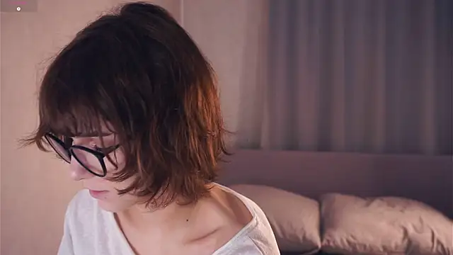 Snapshot of SibleyBurner chatting on November 2025 07:23:02 PM SibleyBurner online show from November 2025 07:23:02 PM