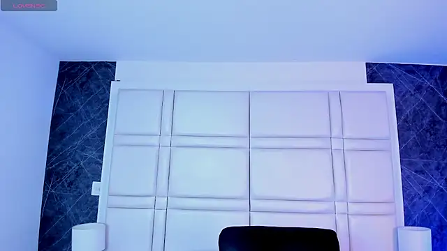 Ivaannaa  online show from March 2026 01:07:02 PM