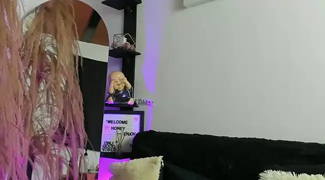 MarianaZapataa online show from March 2025 12:07:02 AM