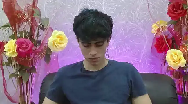 Snapshot of star_boyxx chatting on March 2025 07:38:02 PM star boyxx online show from March 2025 07:38:02 PM