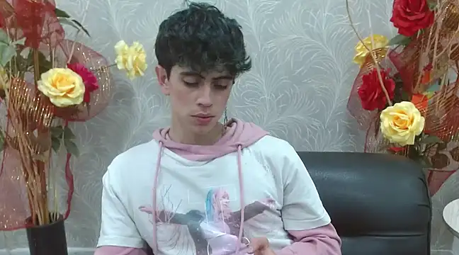 Snapshot of star_boyxx chatting on March 2025 07:58:02 PM star boyxx online show from March 2025 07:58:02 PM