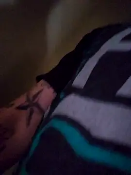 Snapshot of lambomusik chatting on February 2025 05:36:02 PM lambomusik online show from February 2025 05:36:02 PM