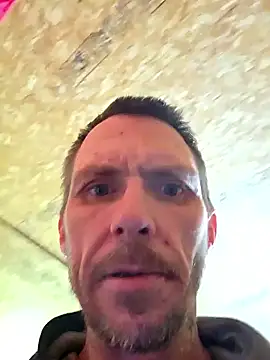 Snapshot of lambomusik chatting on April 2026 07:51:02 PM lambomusik online show from April 2026 07:51:02 PM