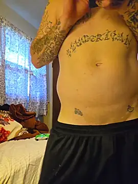 Snapshot of lambomusik chatting on April 2026 11:37:01 AM lambomusik online show from April 2026 11:37:01 AM