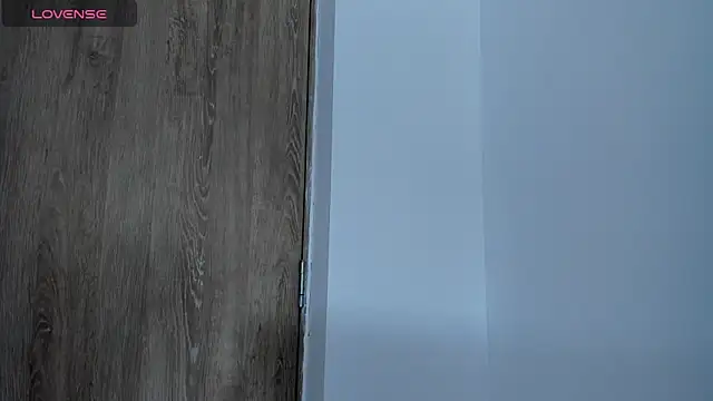 ScarletThompsonx online show from November 2025 05:11:01 PM