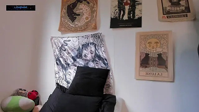 Hisato111 online show from November 2025 03:18:02 PM