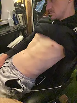 Snapshot of Polaroid_White chatting on November 2025 07:20:01 AM Polaroid White online show from November 2025 07:20:01 AM