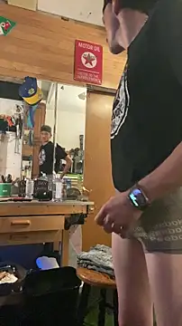 Snapshot of Polaroid_White chatting on November 2025 10:30:02 PM Polaroid White online show from November 2025 10:30:02 PM