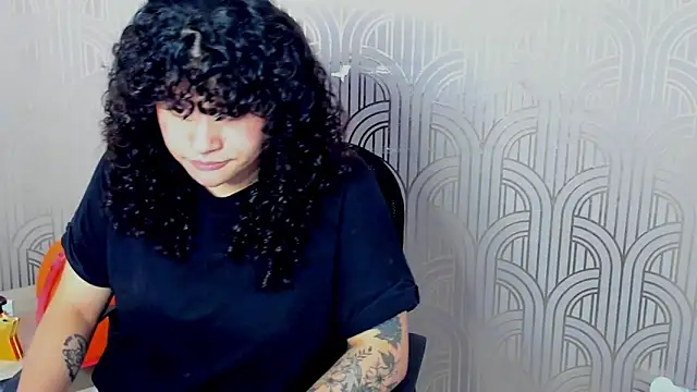 BloodyMaary  online show from February 2025 03:52:01 PM