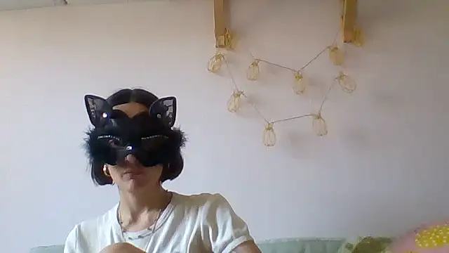 kittysissy online show from June 2026 11:02:02 AM