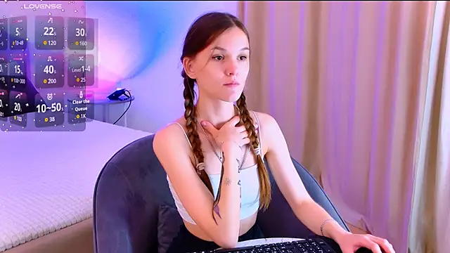 Amber Rogers online show from October 2025 02:26:01 PM