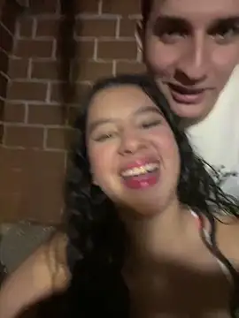 Snapshot of BonnieeAndClyde chatting on March 2025 04:24:02 AM BonnieeAndClyde online show from March 2025 04:24:02 AM