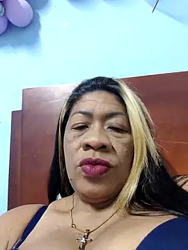 Tocameamor online show from May 2026 08:03:02 PM