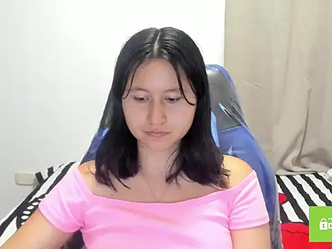 Snapshot of xoxo_kiitty chatting on October 2025 03:37:02 AM xoxo kiitty online show from October 2025 03:37:02 AM